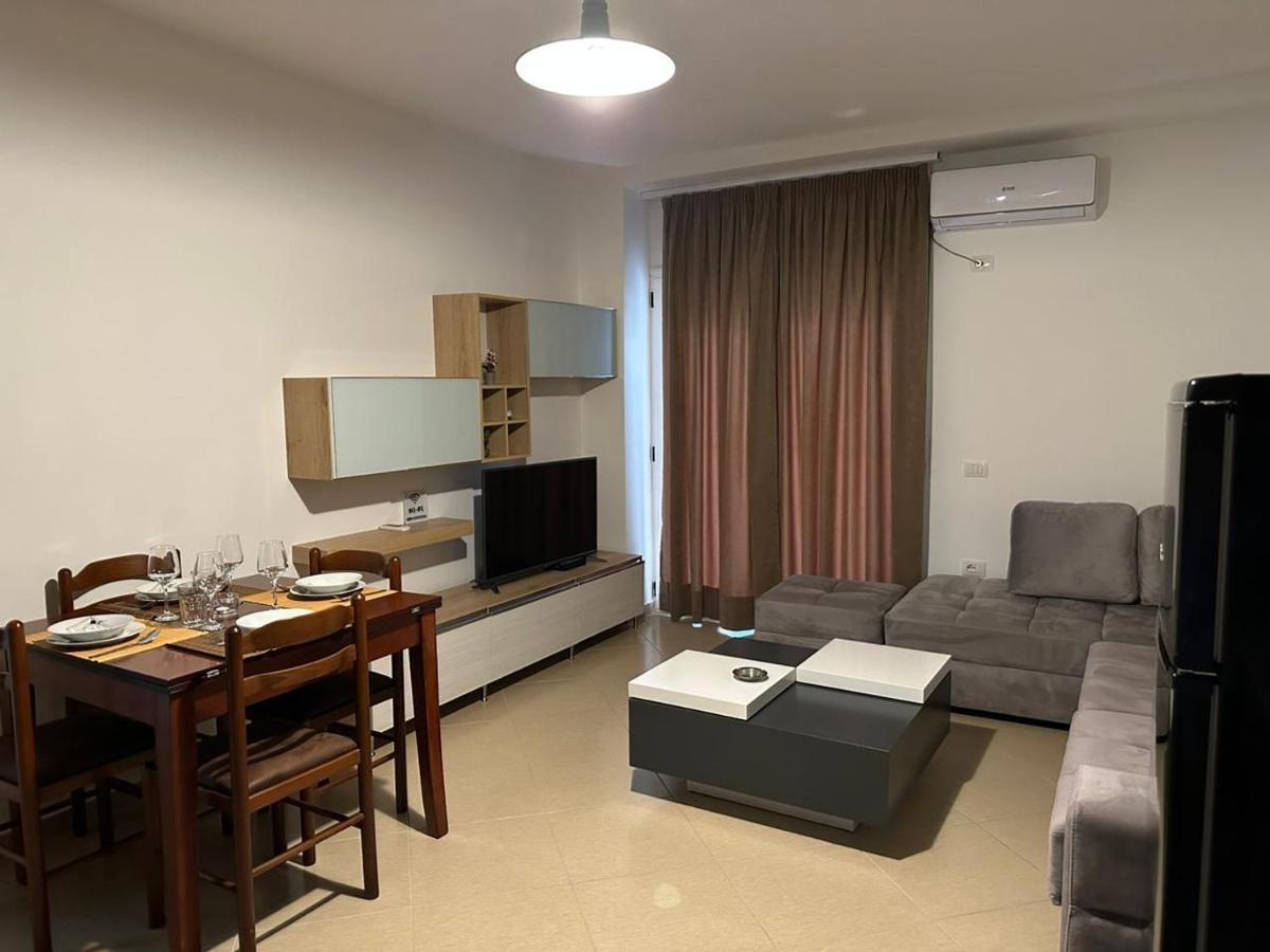 Vlorë Siloria Apartments מראה חיצוני תמונה