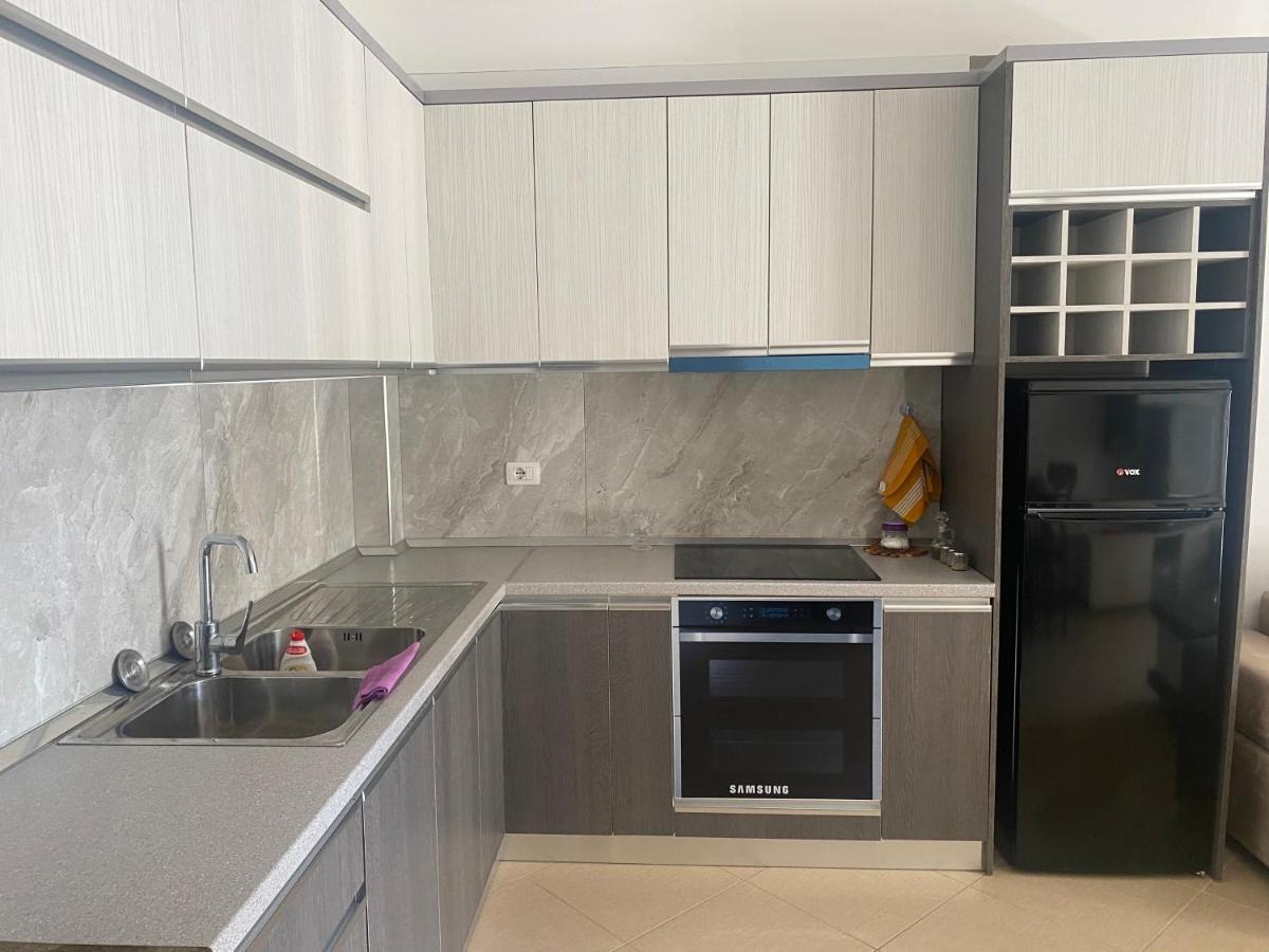 Vlorë Siloria Apartments מראה חיצוני תמונה